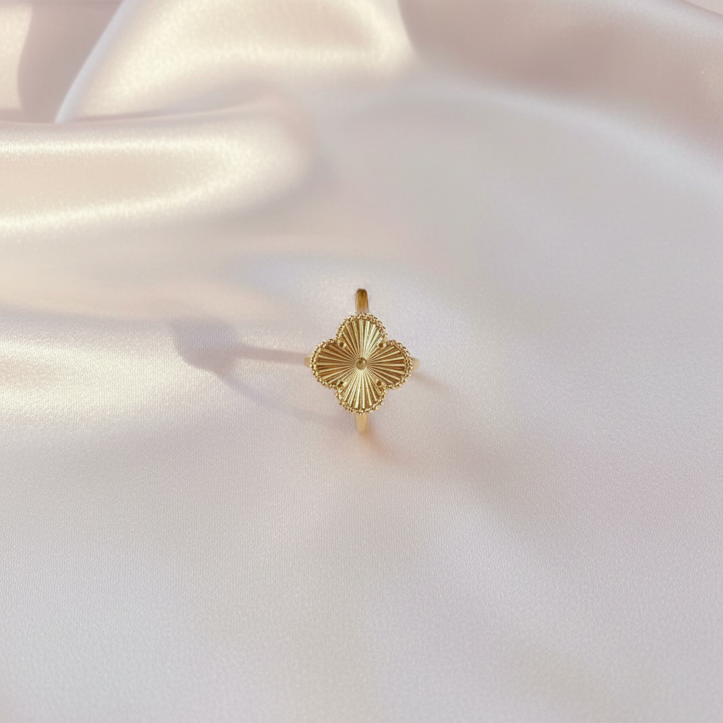 Anillo Trébol Dorado