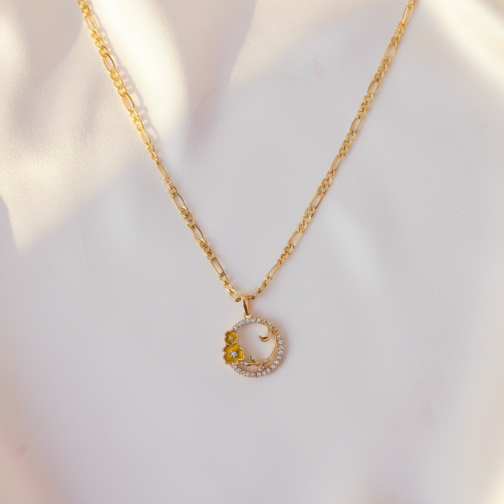 Cadena Luna Flores