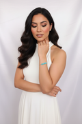 Pulsera Turquesa con modelo
